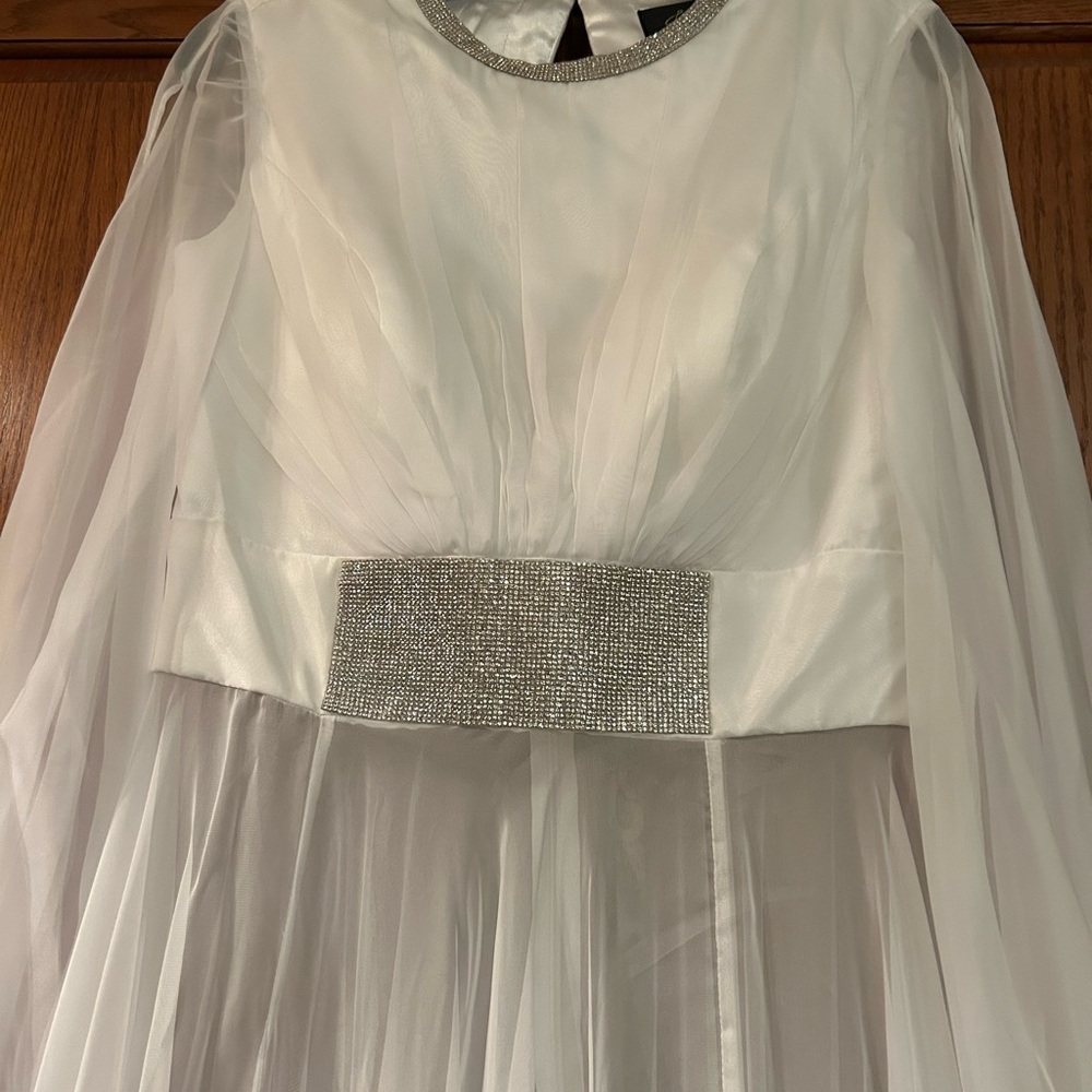 Elegant White Sheer Long Sleeve 2 piece Fun Fashion Wear! By Johnathan Kayne. - Picture 3 of 6